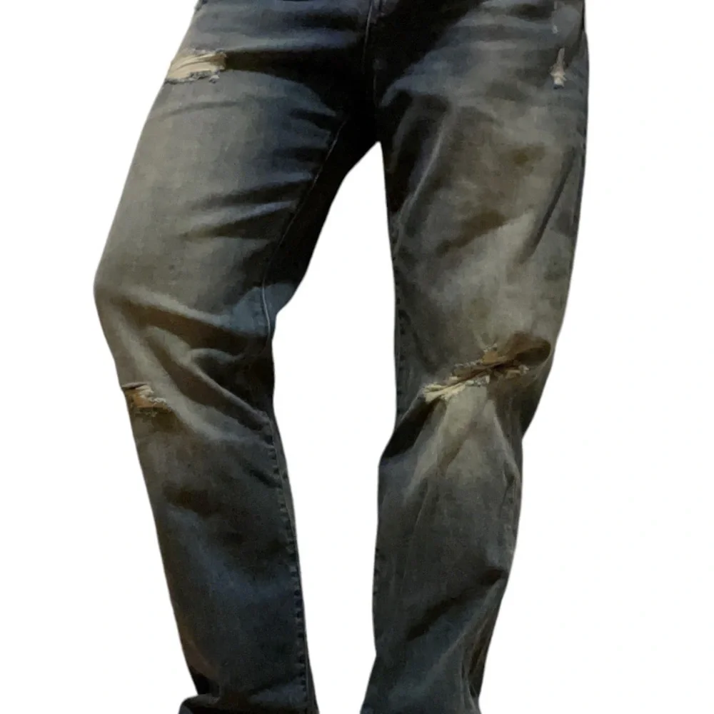 Treasure & Bond Mid Rise Relaxed Distressed Jeans Size 29 - Picture 7 of 9